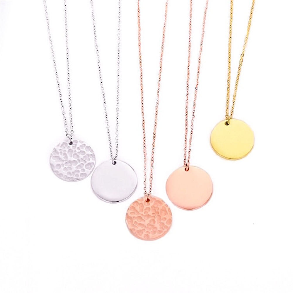 ⚜️𝟯𝟬%𝗢𝗙𝗙 𝗯𝘂𝗻𝗱𝗹𝗲𝘀 𝟯+⚜️ NEW Hammered Coin Stainless Steel Necklace - Picture 4 of 15